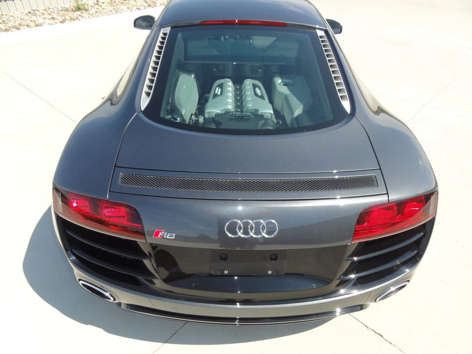 2011 Audi 42 R8 - Image 30 of 31