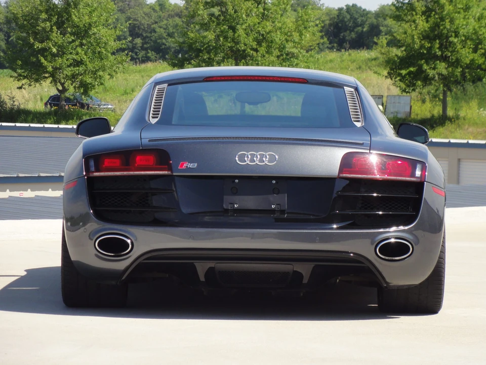 2011 Audi 42 R8 - Image 11 of 31