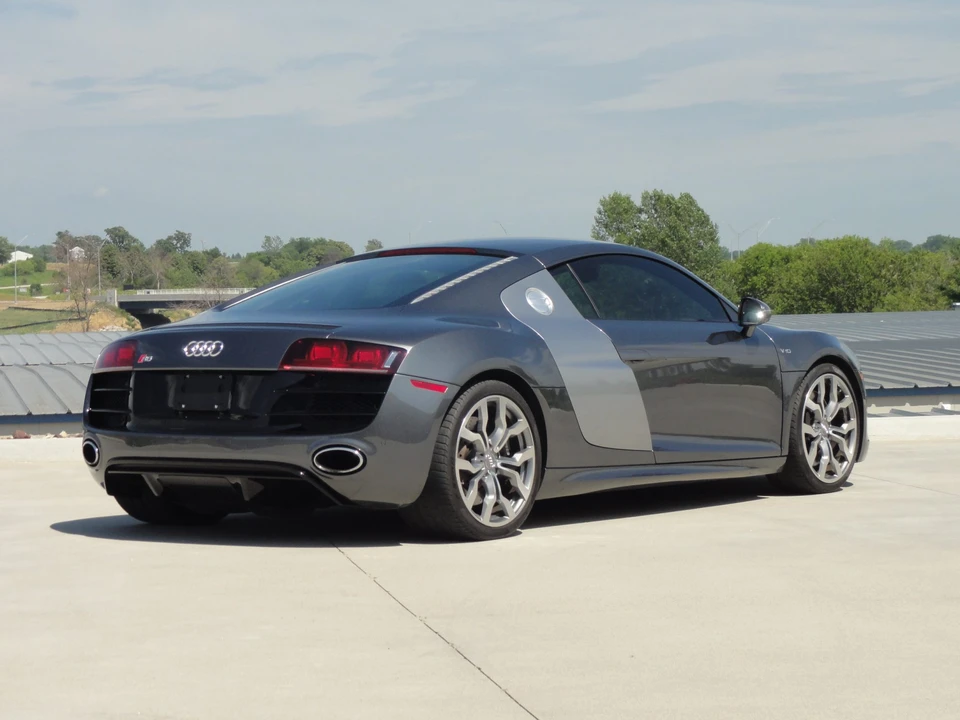 2011 Audi 42 R8 - Image 14 of 31