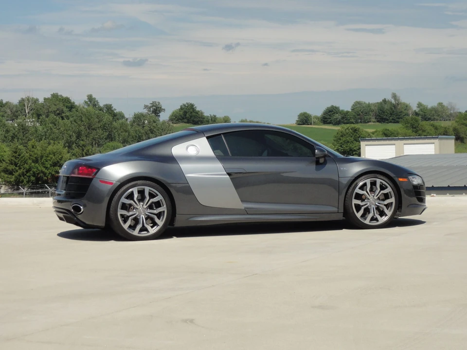 2011 Audi 42 R8 - Image 15 of 31