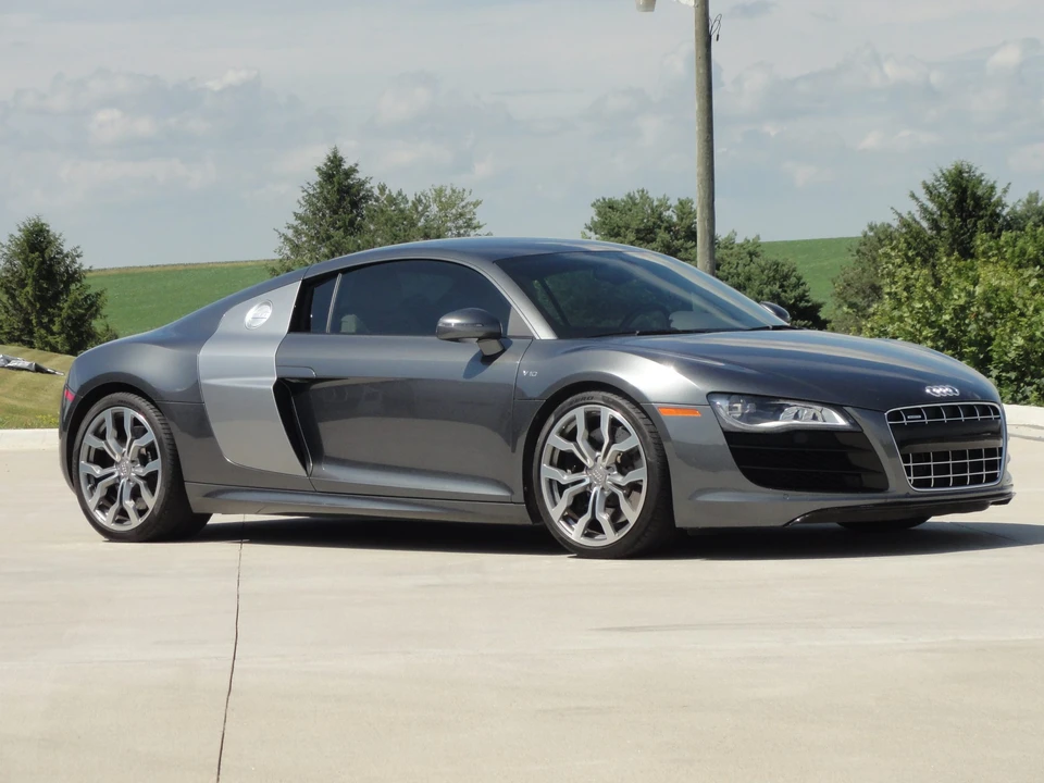 2011 Audi 42 R8 - Image 20 of 31