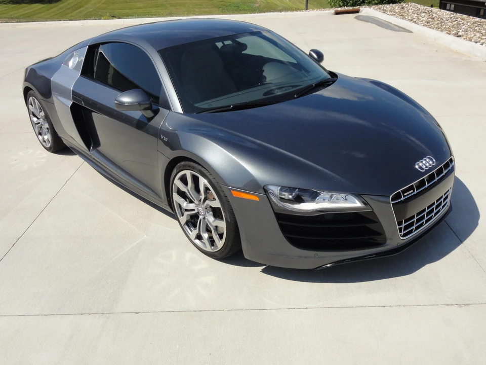 2011 Audi 42 R8 - Image 21 of 31