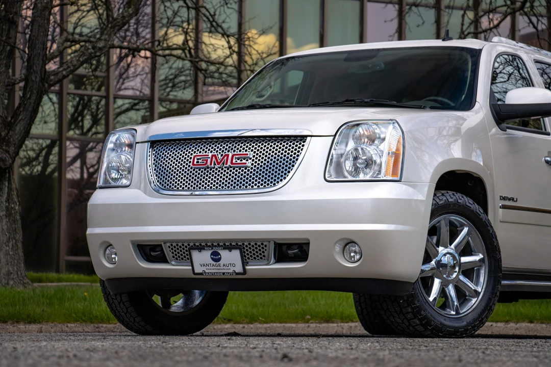2011 GMC Yukon 3rd Gen - Image 20 of 31