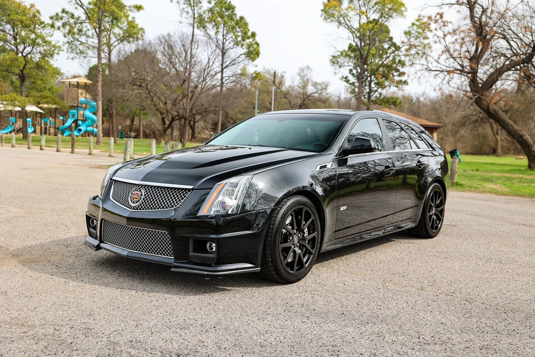 2012 Cadillac CTS-V 2nd Gen - Image 2 of 31