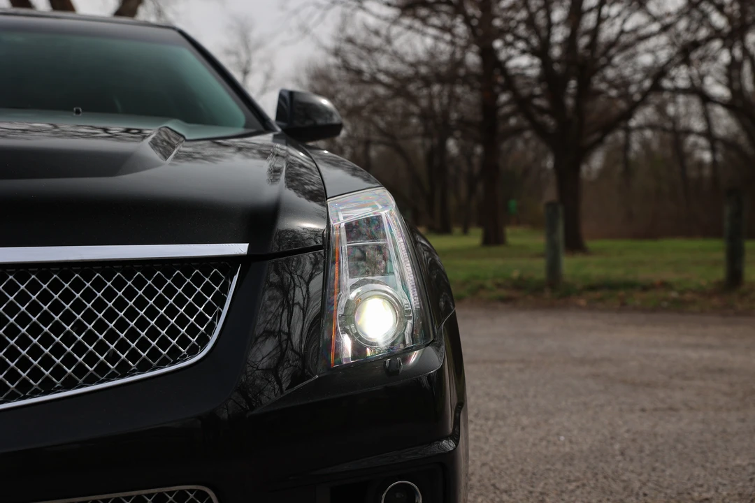 2012 Cadillac CTS-V 2nd Gen - Image 25 of 31