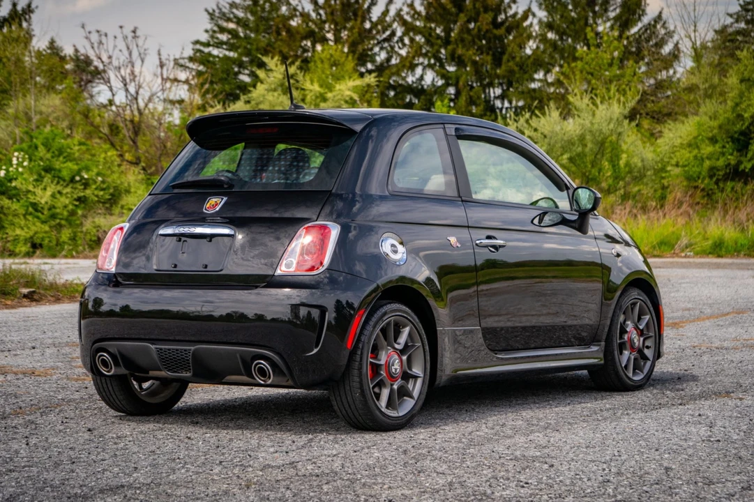 2012 Fiat Abarth 500 - Image 29 of 31