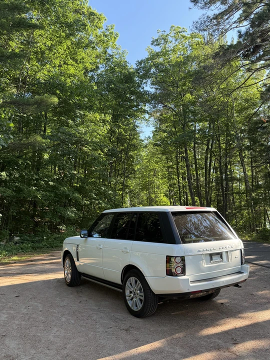 2012 Land Rover Range Rover L322 - Image 16 of 31