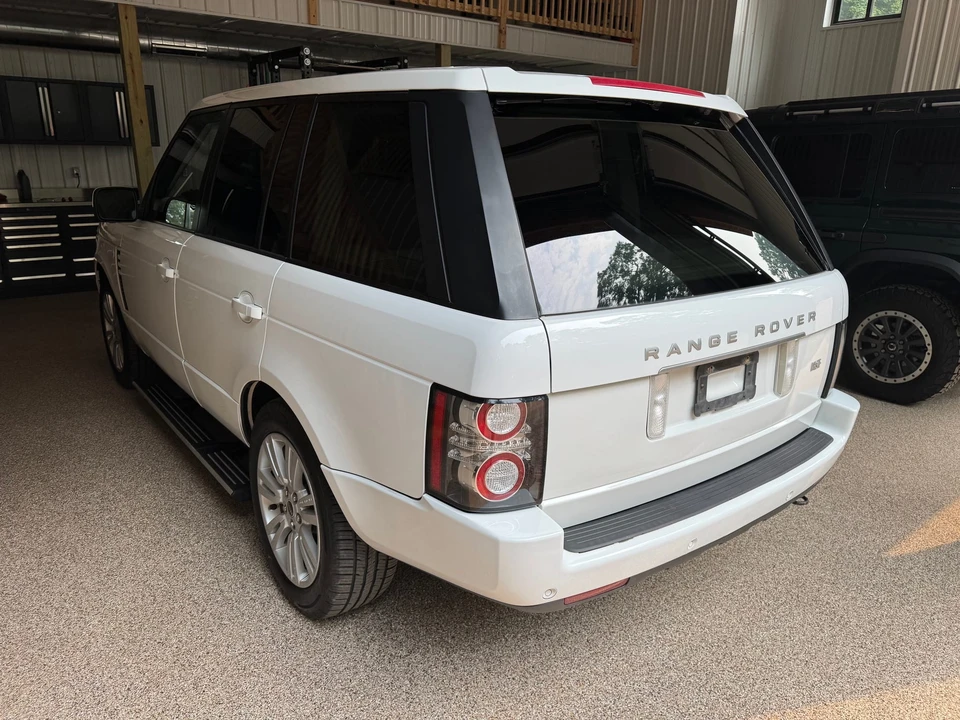 2012 Land Rover Range Rover L322 - Image 12 of 31