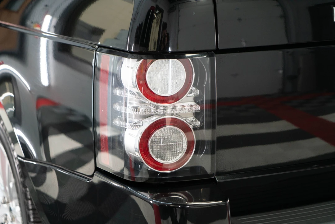 2012 Land Rover Range Rover L322 - Image 21 of 31