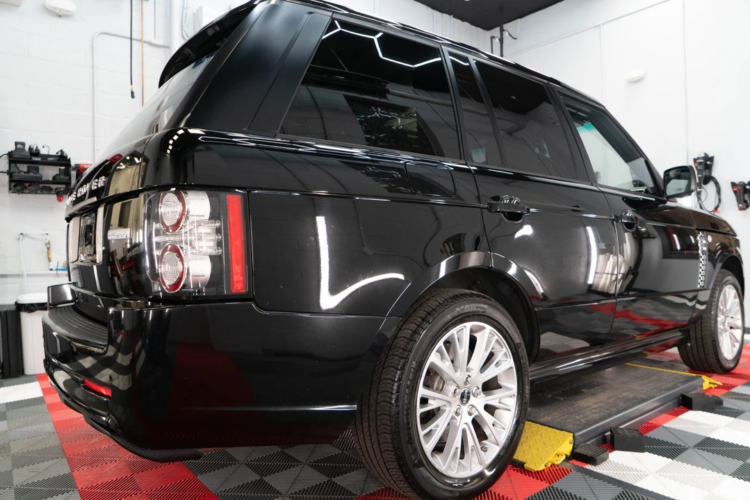 2012 Land Rover Range Rover L322 - Image 10 of 31