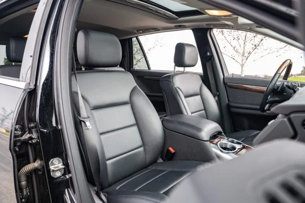 2012 Mercedes-Benz W251 R-Class - Image 4 of 7