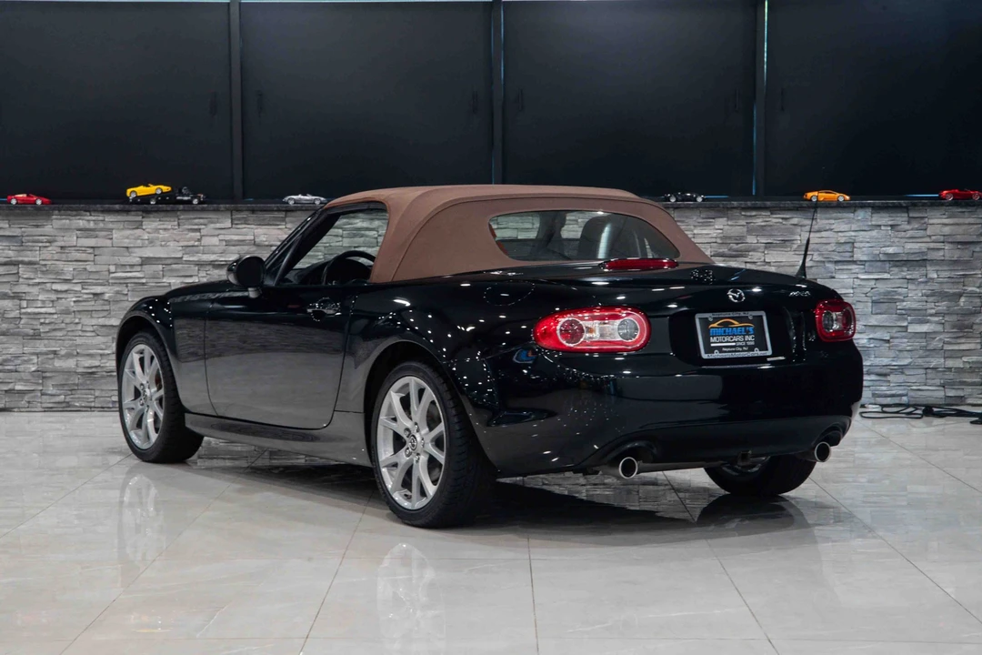 2014 Mazda NC MX-5 Miata - Image 23 of 31
