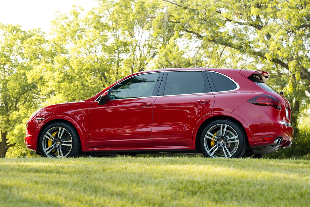 2014 Porsche 958 Cayenne GTS - Image 6 of 31