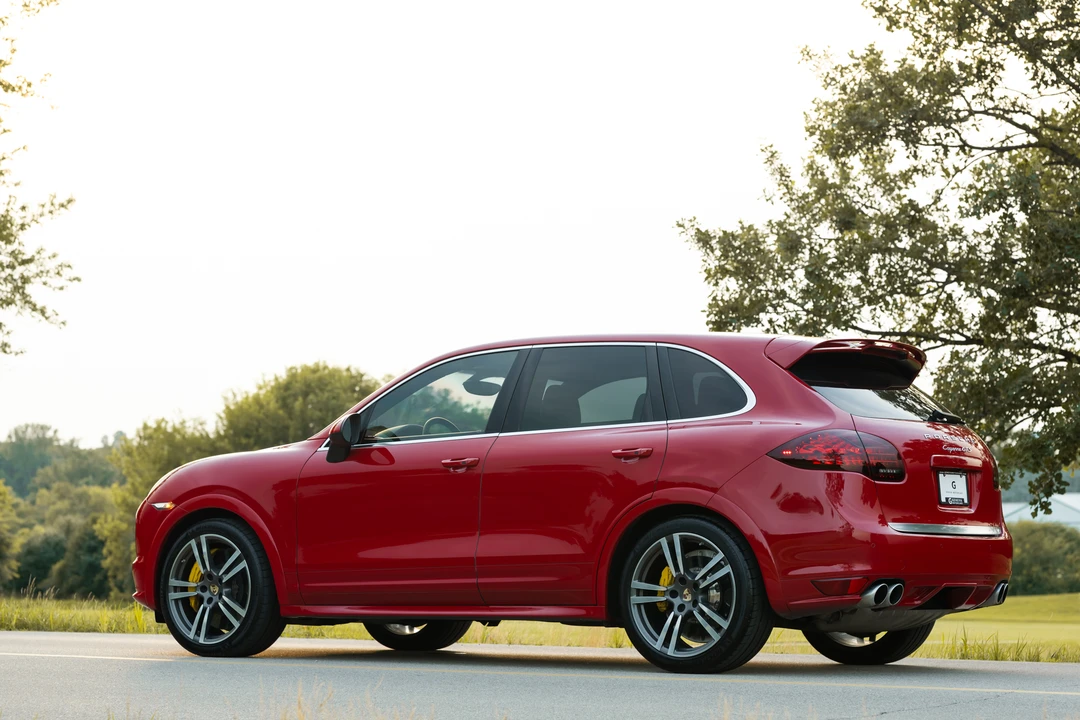 2014 Porsche 958 Cayenne GTS - Image 7 of 31