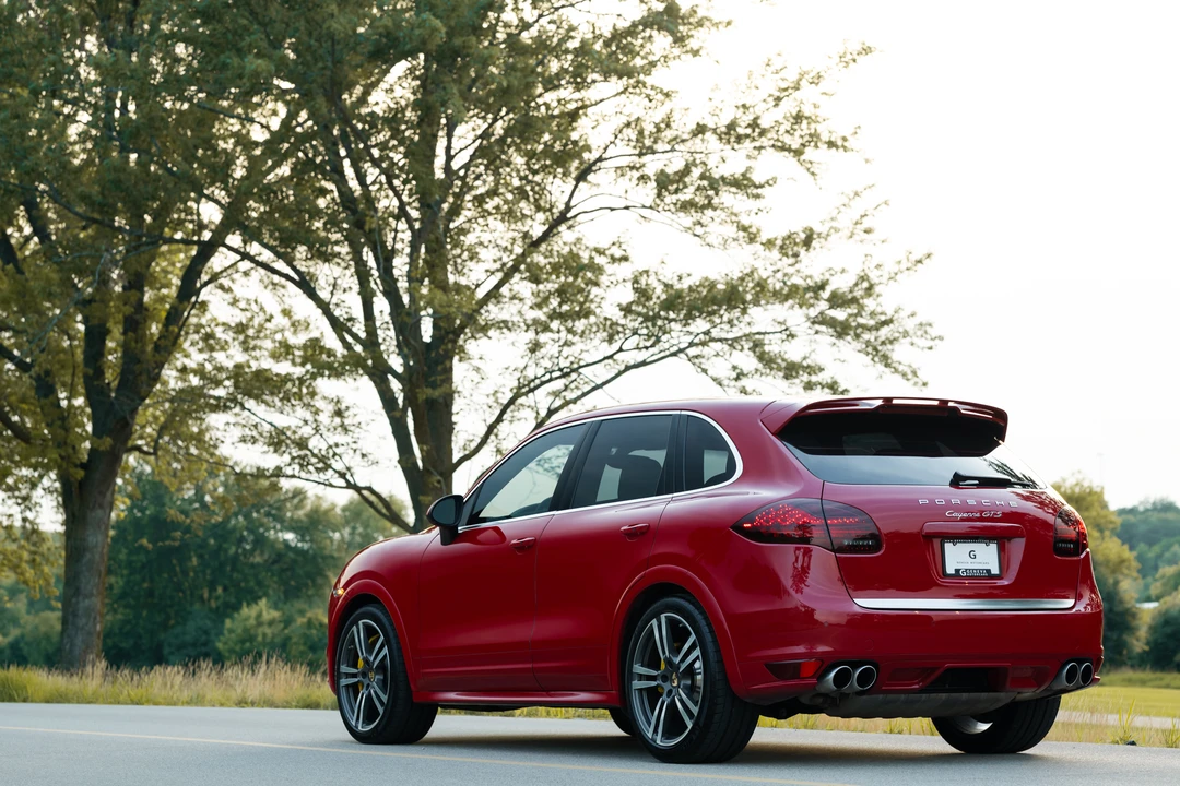 2014 Porsche 958 Cayenne GTS - Image 8 of 31