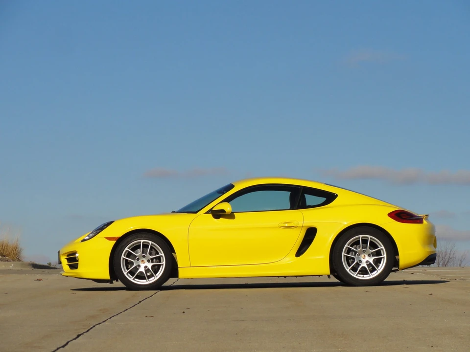 2014 Porsche 981 Cayman - Image 17 of 31