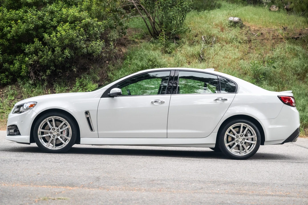 2015 Chevrolet SS - Image 9 of 21