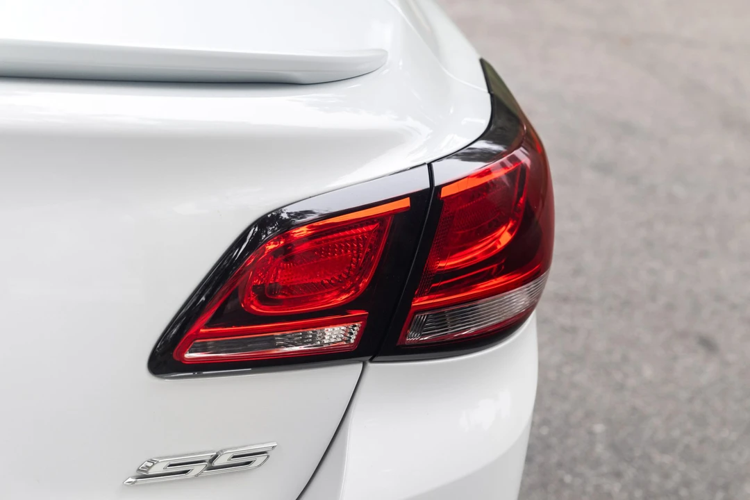 2015 Chevrolet SS - Image 18 of 21