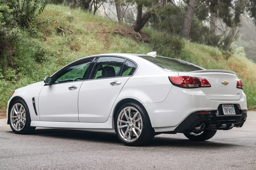 2015 Chevrolet SS - Image 8 of 21