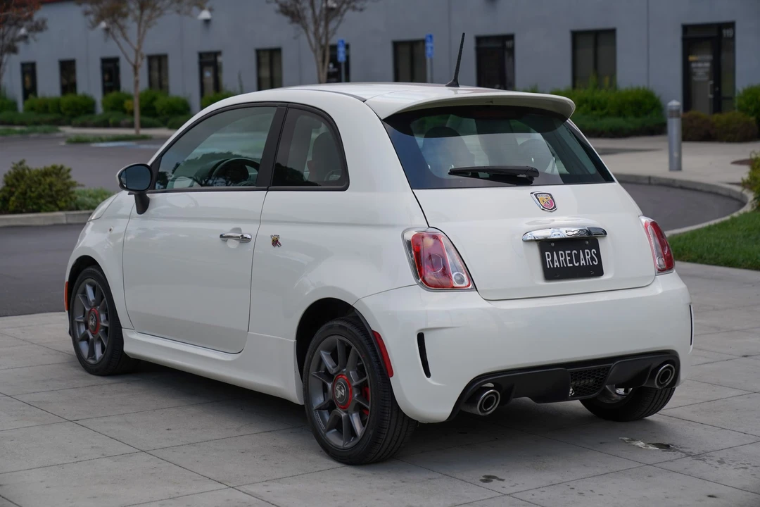 2015 Fiat Abarth 500 - Image 11 of 31