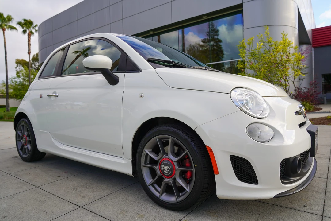 2015 Fiat Abarth 500 - Image 19 of 31