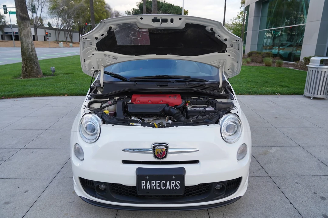 2015 Fiat Abarth 500 - Image 28 of 31