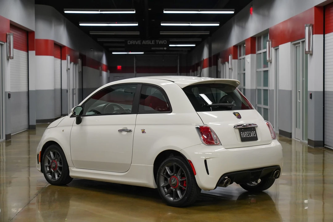 2015 Fiat Abarth 500 - Image 24 of 31