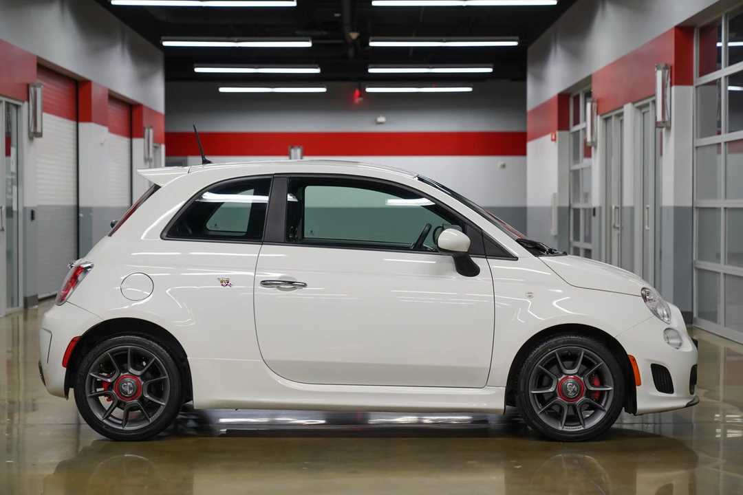 2015 Fiat Abarth 500 - Image 27 of 31