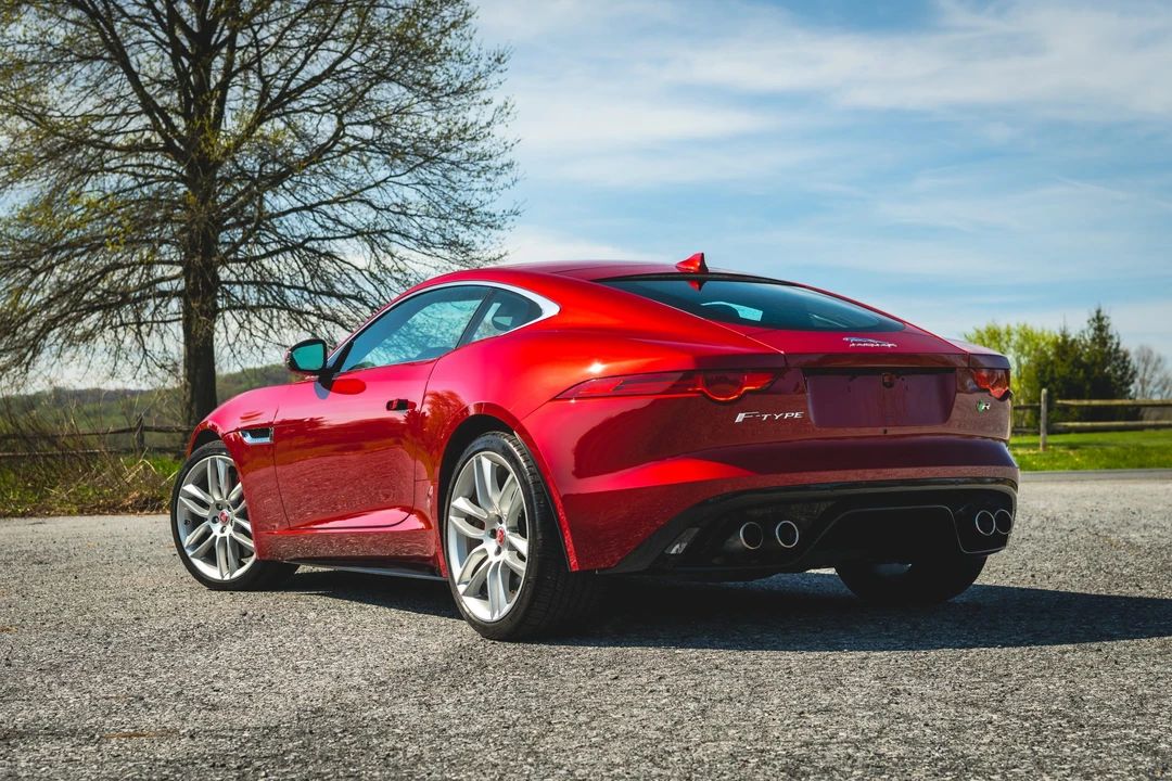 2015 Jaguar F-Type R 1st Gen - Image 21 of 31