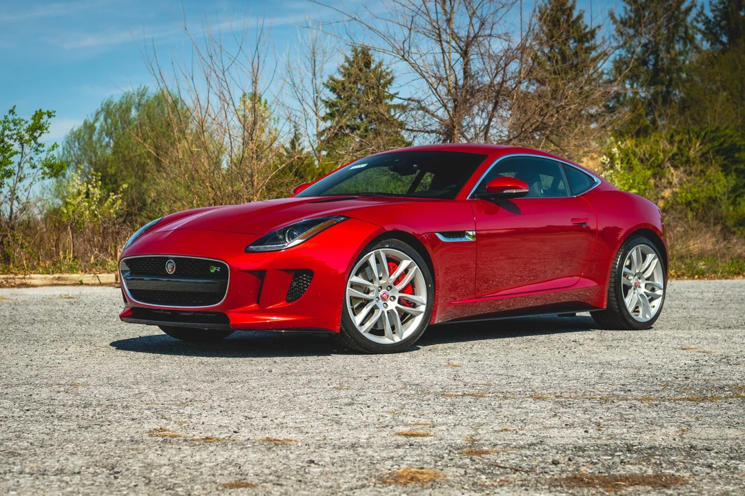 2015 Jaguar F-Type R 1st Gen - Image 6 of 31