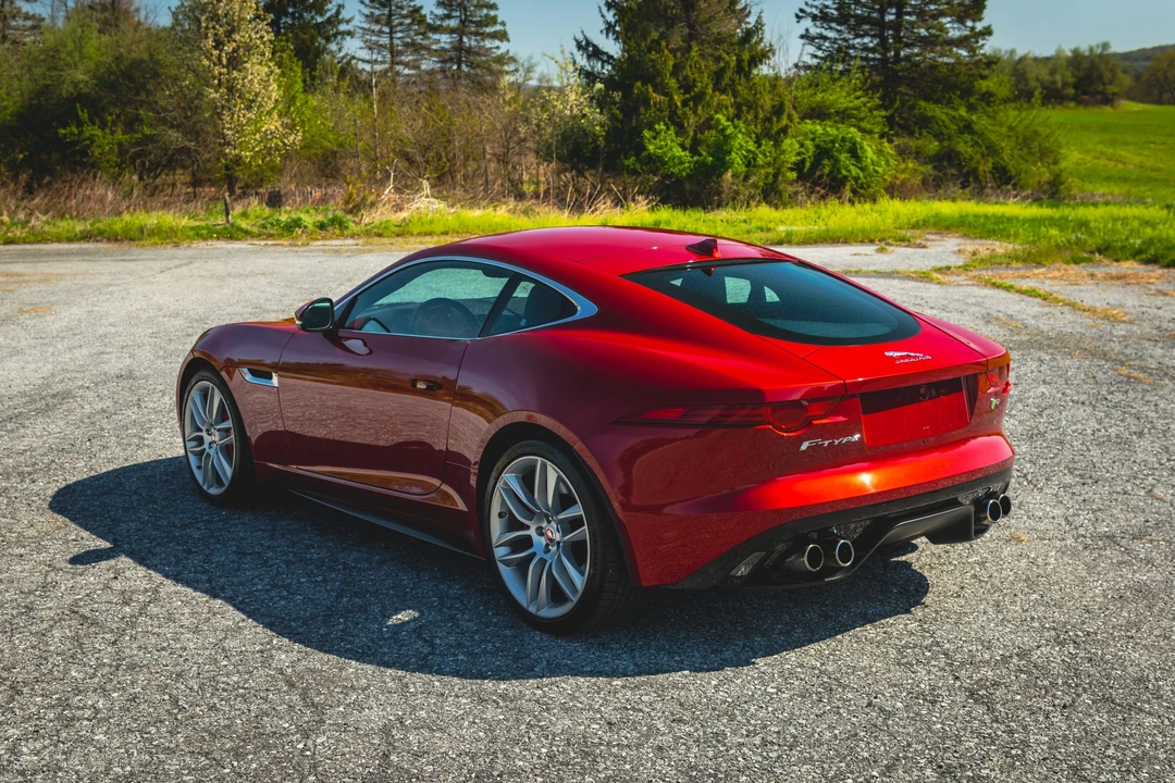 2015 Jaguar F-Type R 1st Gen - Image 20 of 31