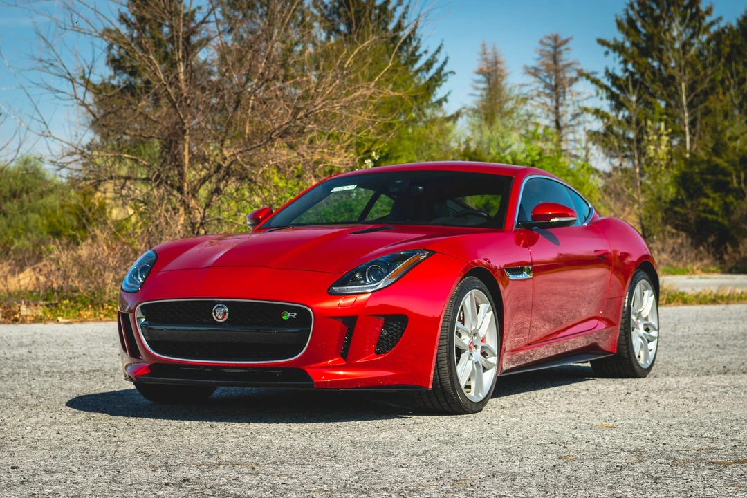 2015 Jaguar F-Type R 1st Gen - Image 2 of 31