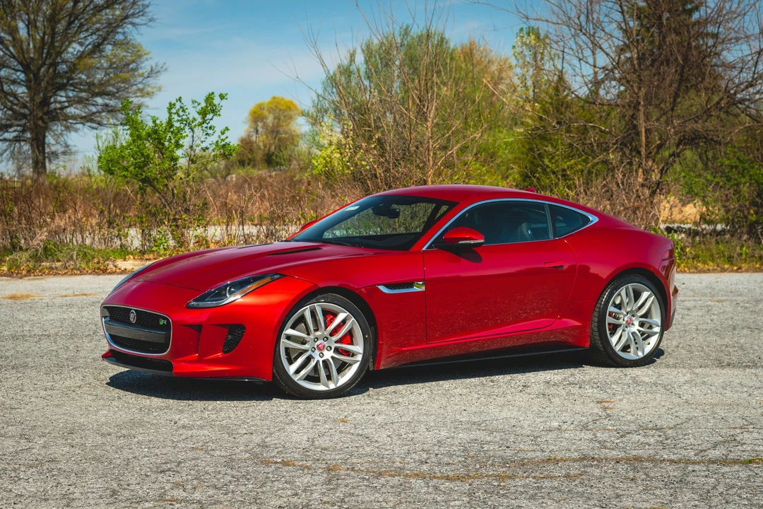 2015 Jaguar F-Type R 1st Gen - Image 10 of 31