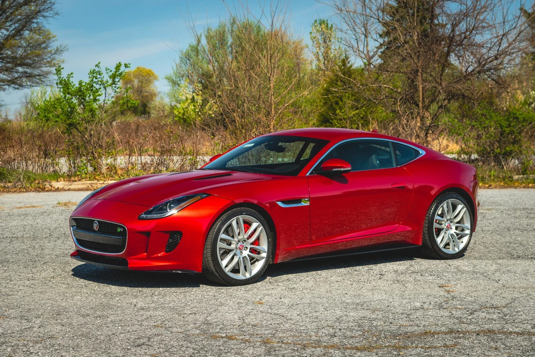 2015 Jaguar F-Type R 1st Gen - Image 9 of 31