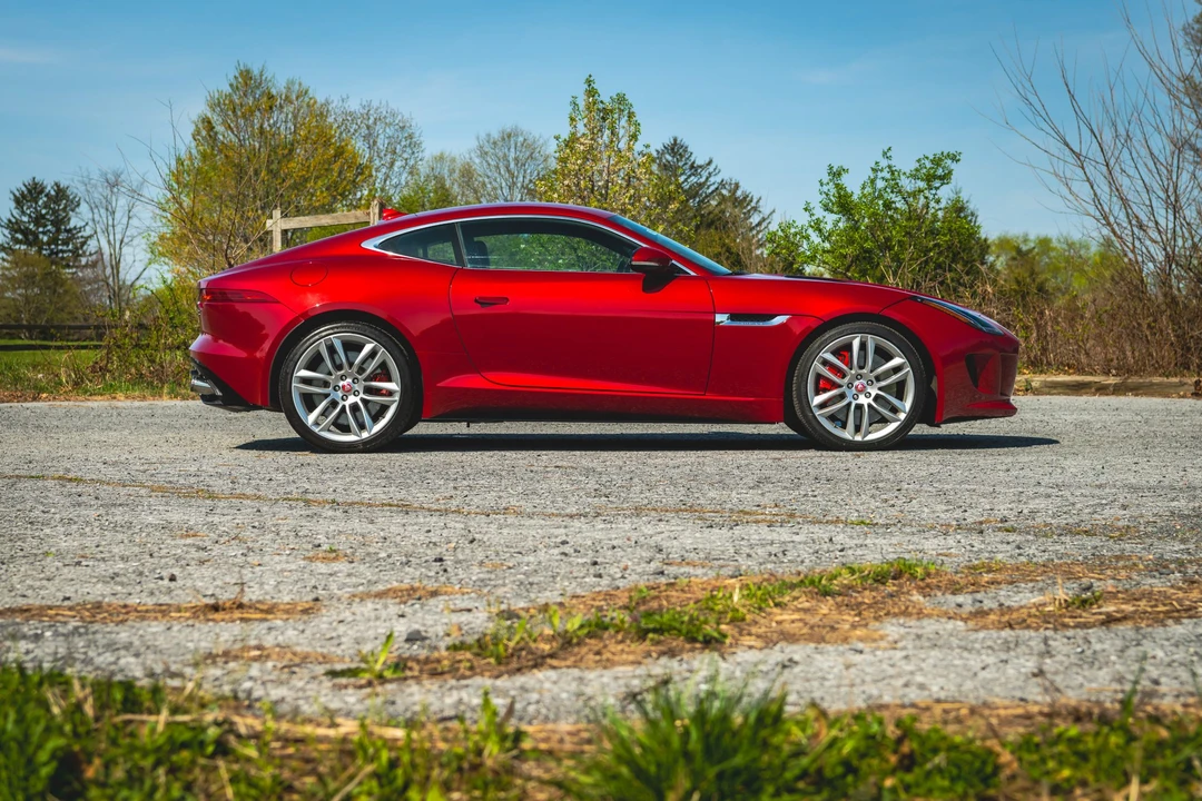 2015 Jaguar F-Type R 1st Gen - Image 29 of 31