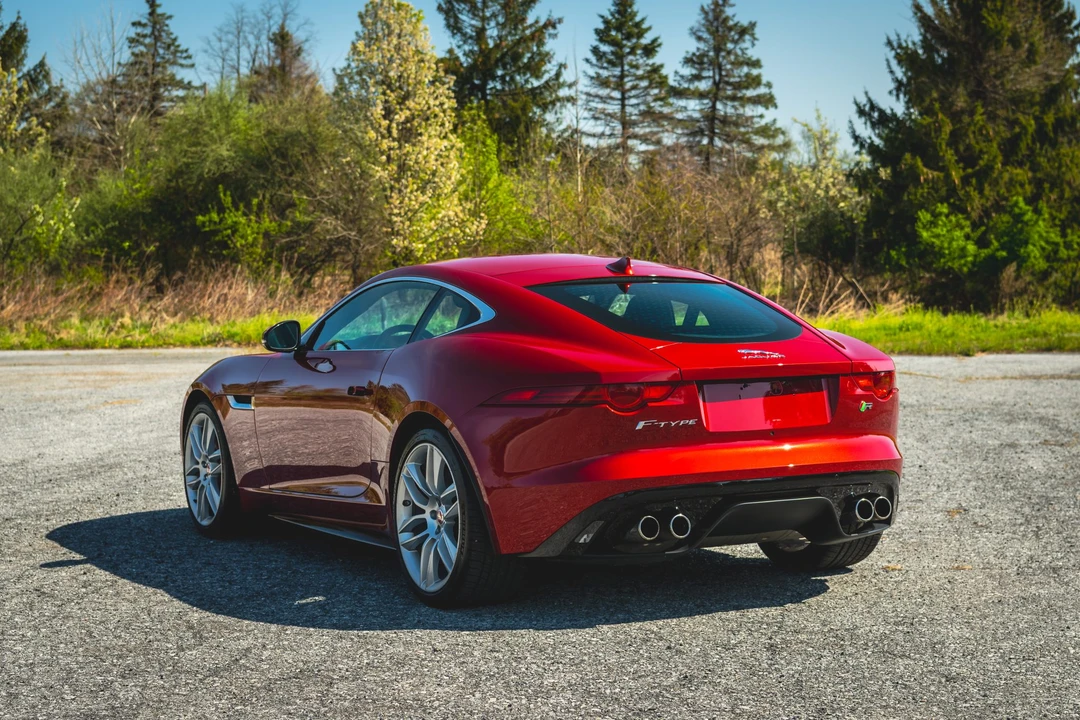 2015 Jaguar F-Type R 1st Gen - Image 22 of 31