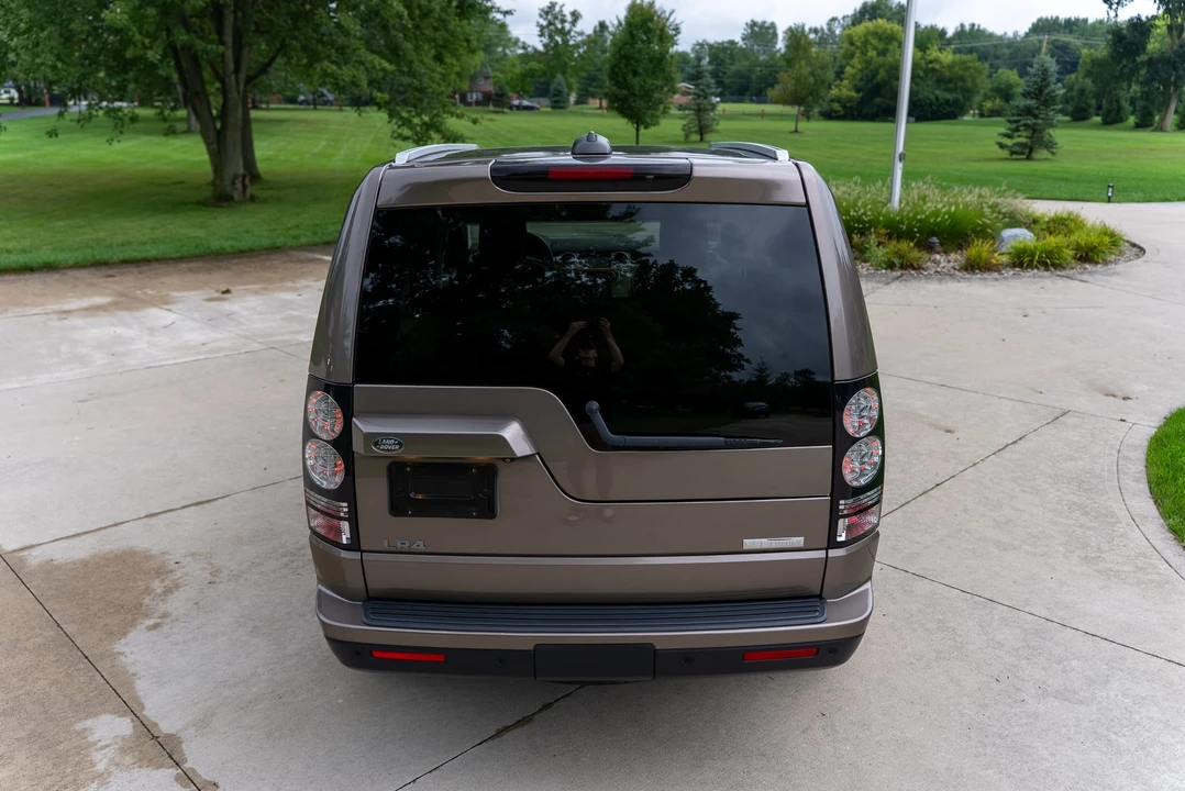 2015 Land Rover Discovery 4th Gen - Image 24 of 31