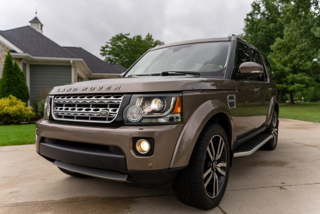 2015 Land Rover Discovery 4th Gen - Image 9 of 31