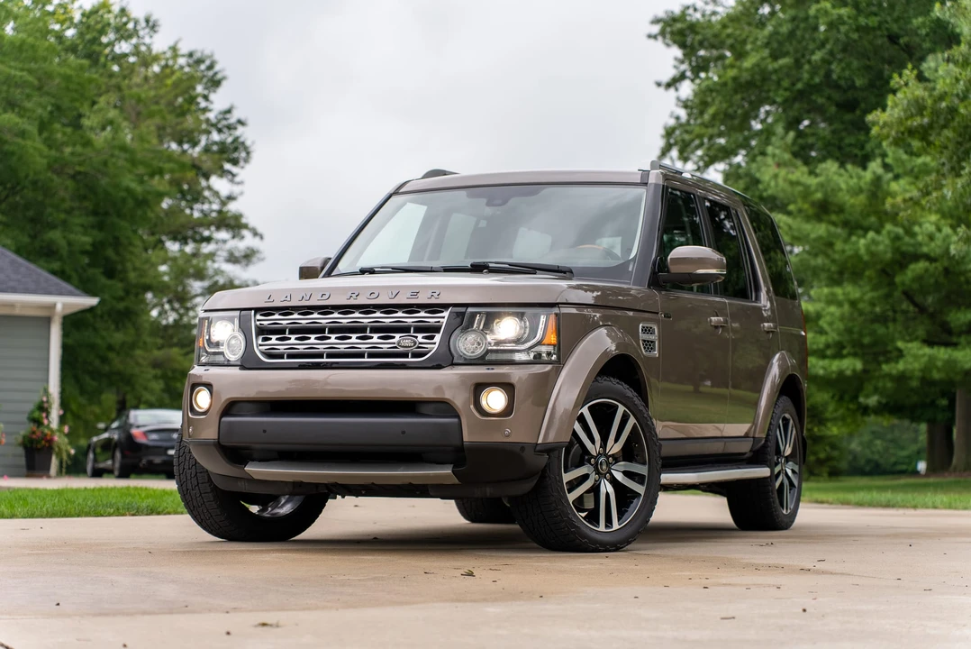 2015 Land Rover Discovery 4th Gen - Image 7 of 31