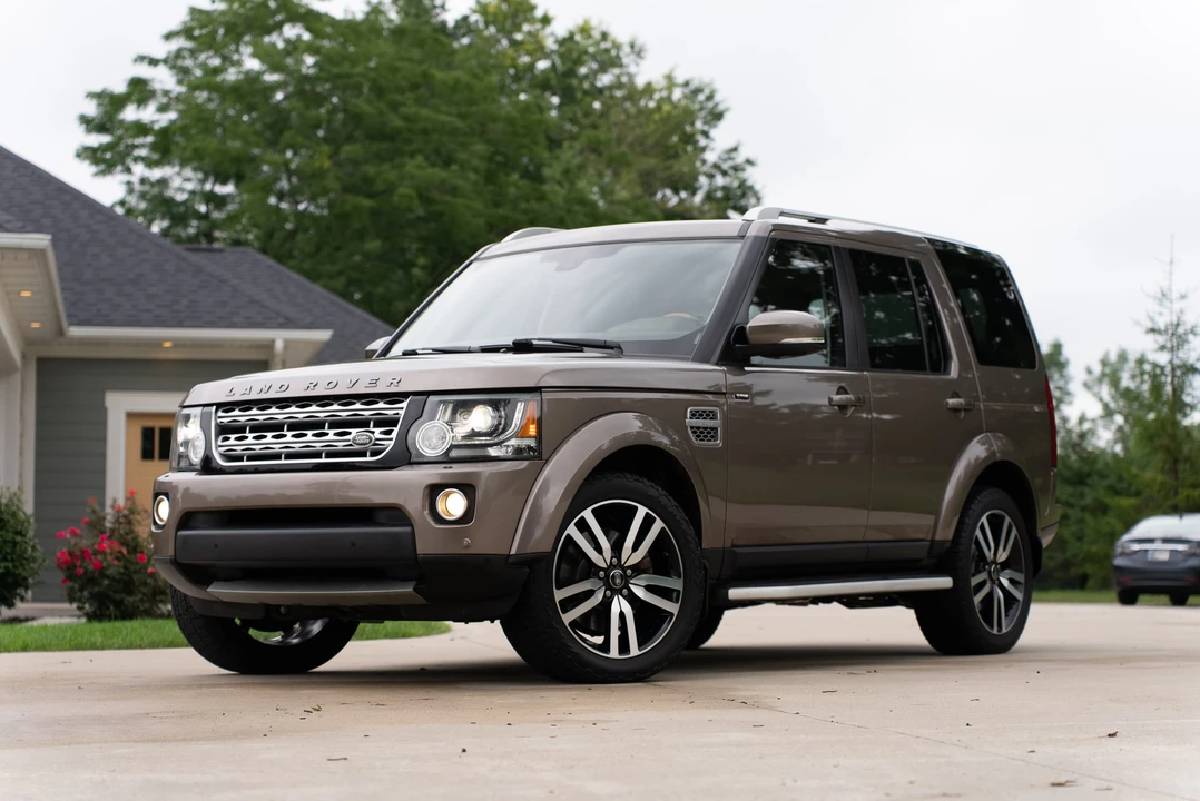 2015 Land Rover Discovery 4th Gen - Image 12 of 31
