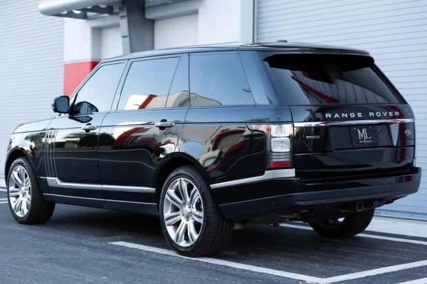2015 Land Rover Range Rover L405 - Image 2 of 8