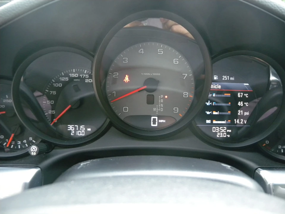 2015 Porsche 991 Carrera 4S - Image 30 of 31
