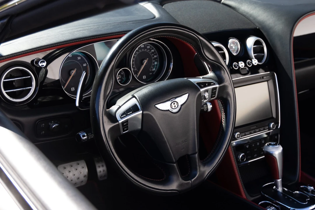 2016 Bentley Continental GTC - Image 26 of 31