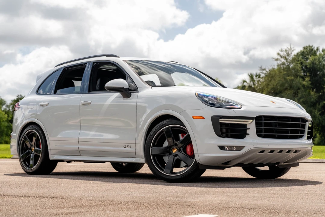 2016 Porsche 958 Cayenne GTS - Image 11 of 31