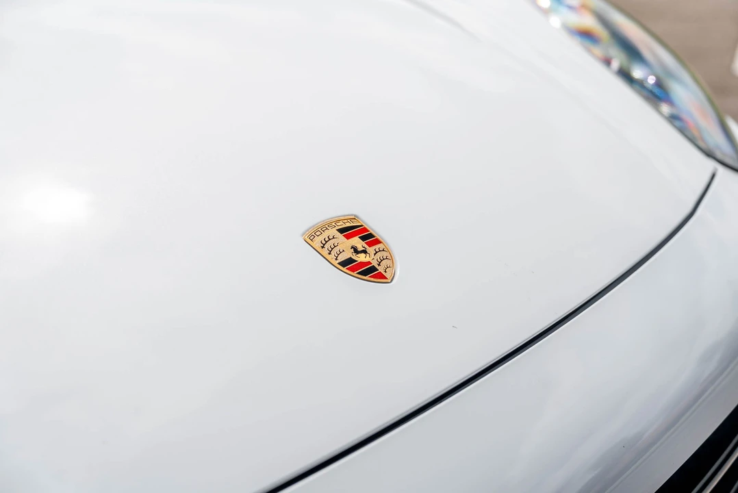 2016 Porsche 958 Cayenne GTS - Image 27 of 31
