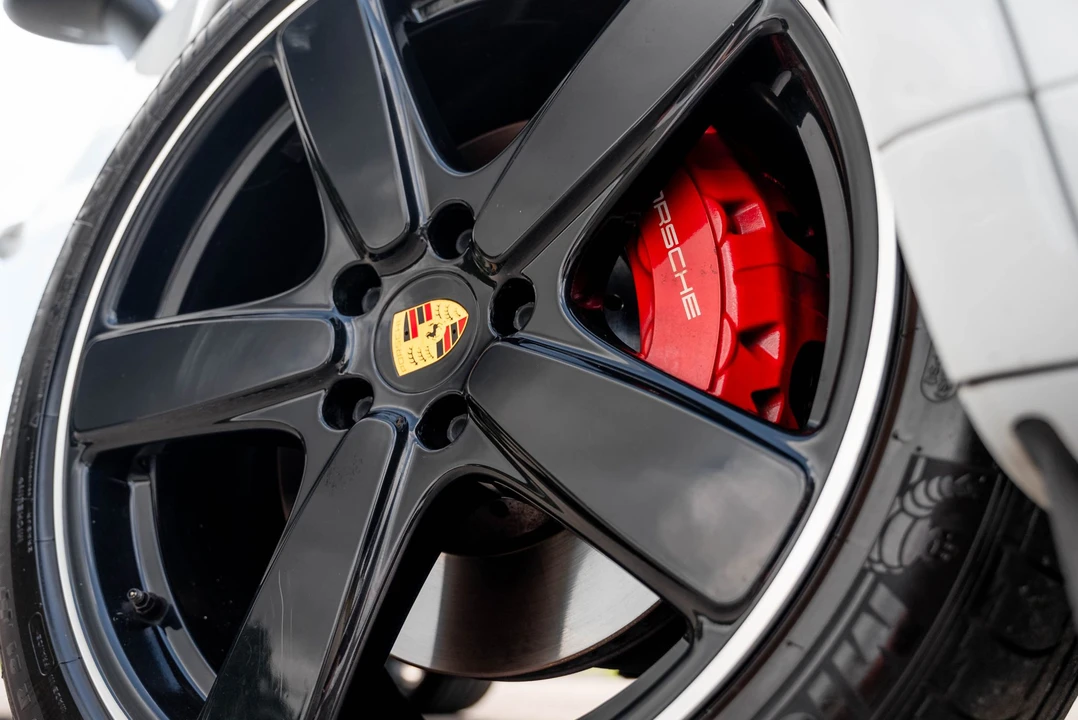 2016 Porsche 958 Cayenne GTS - Image 31 of 31