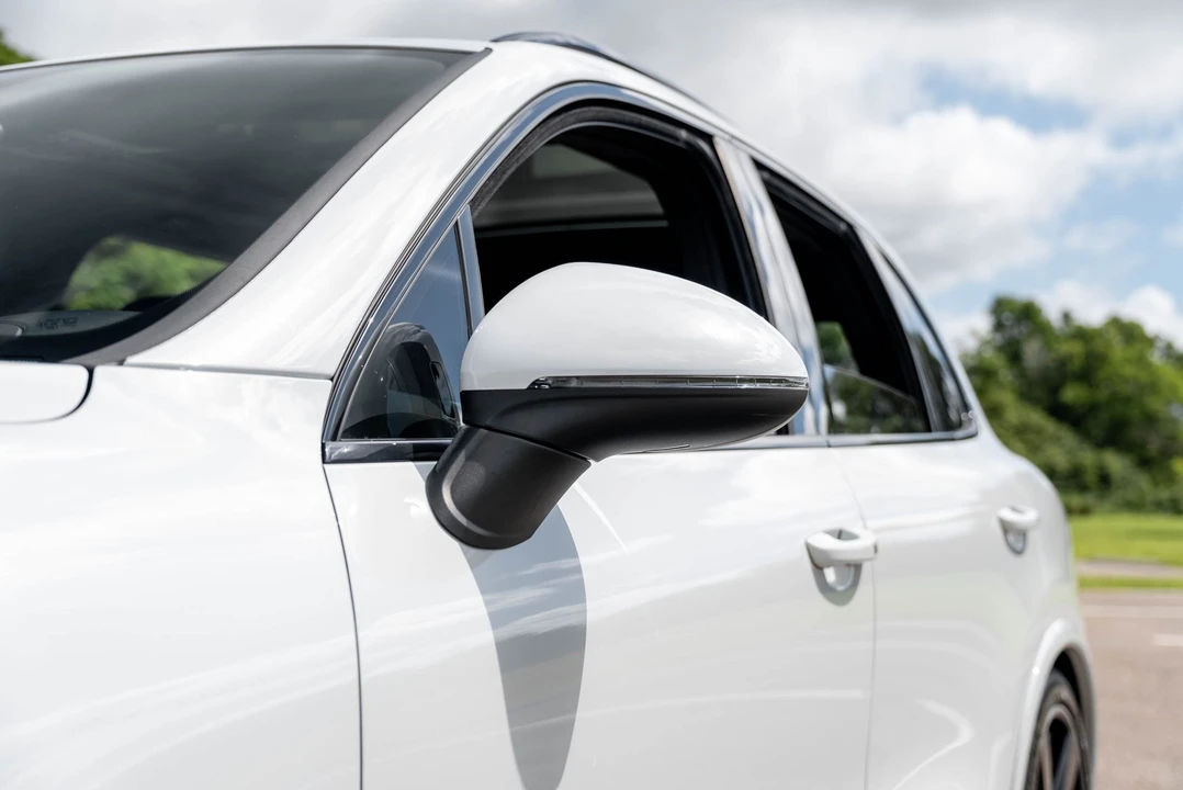 2016 Porsche 958 Cayenne GTS - Image 14 of 31