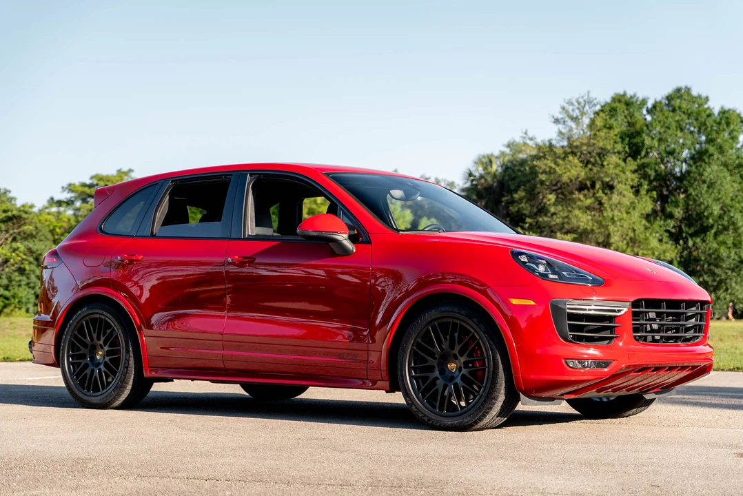 2016 Porsche 958 Cayenne GTS - Image 9 of 31