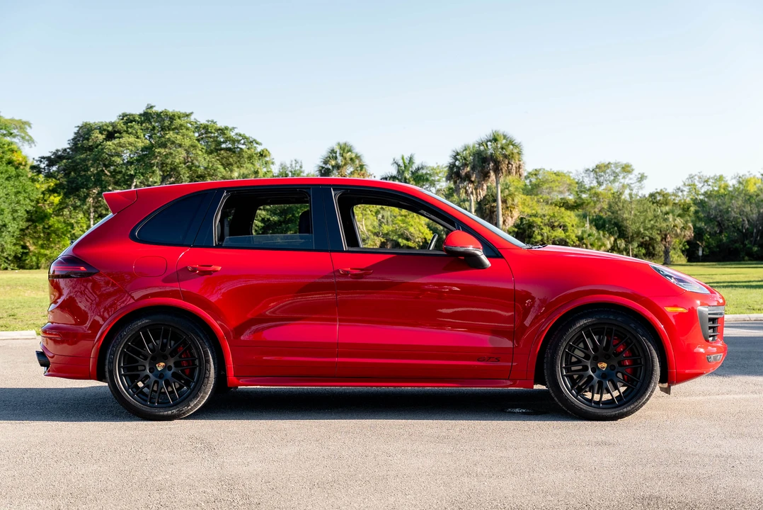 2016 Porsche 958 Cayenne GTS - Image 8 of 31