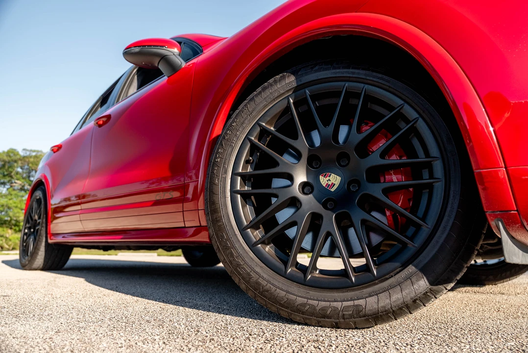 2016 Porsche 958 Cayenne GTS - Image 29 of 31